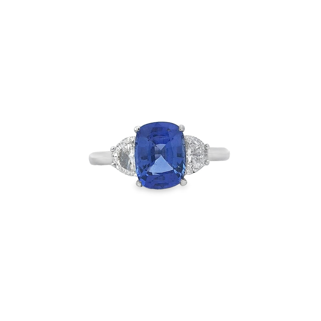Gubelin Certified 2.71ct Sapphire (No Heat) & Diamond Ring
