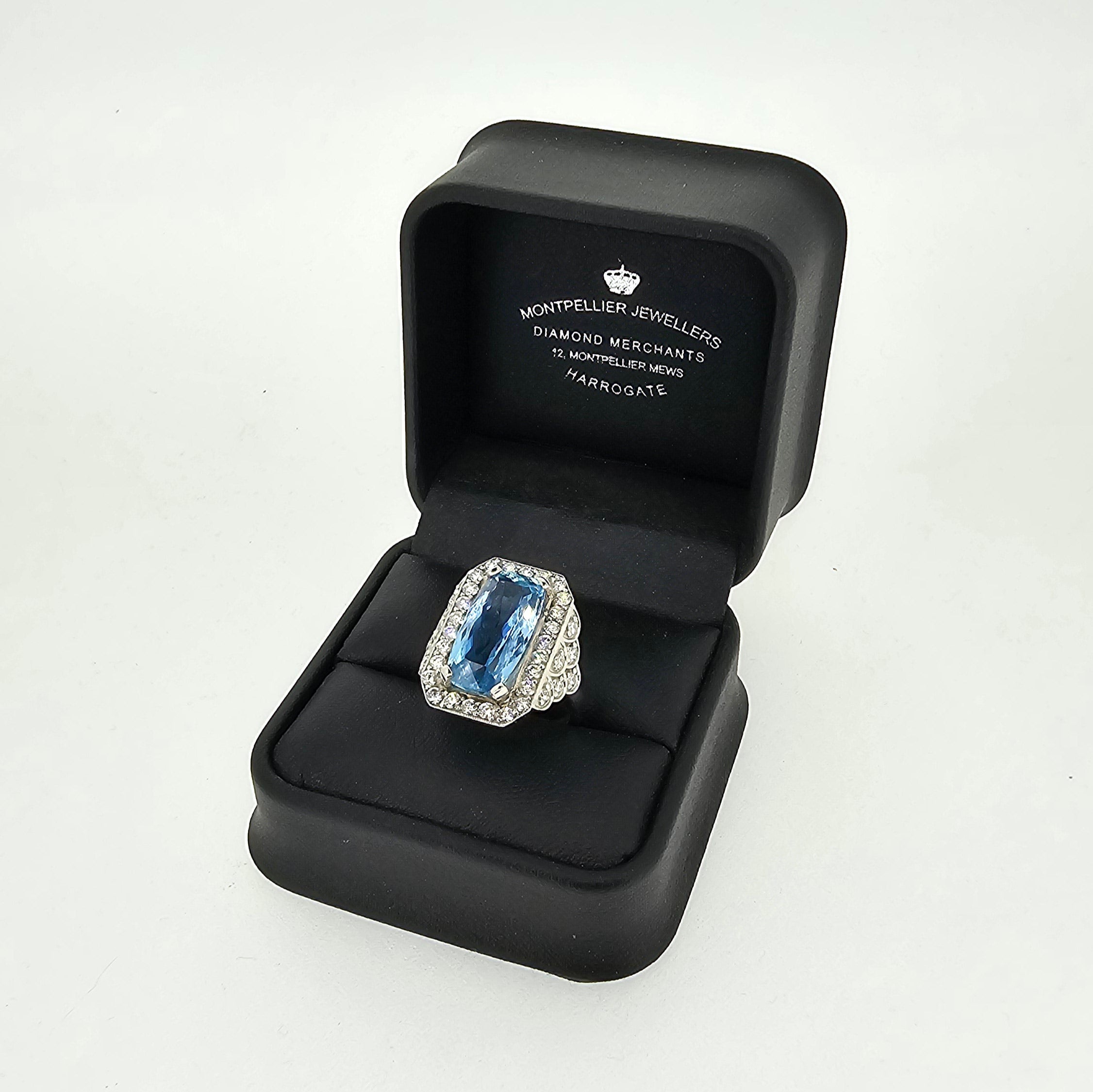 6.67ct Aquamarine & Diamond Ring Set in Platinum