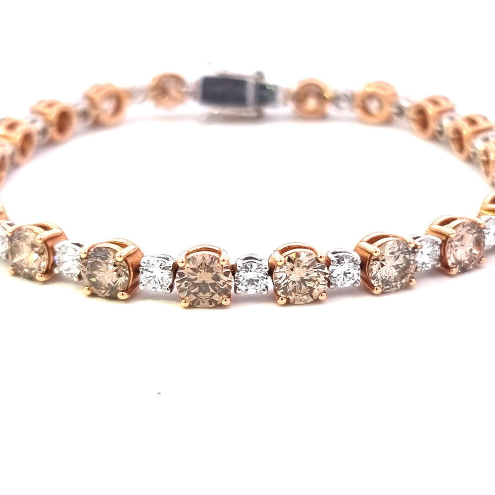 15.76ct Fancy Diamond Line Bracelet in 18ct Gold