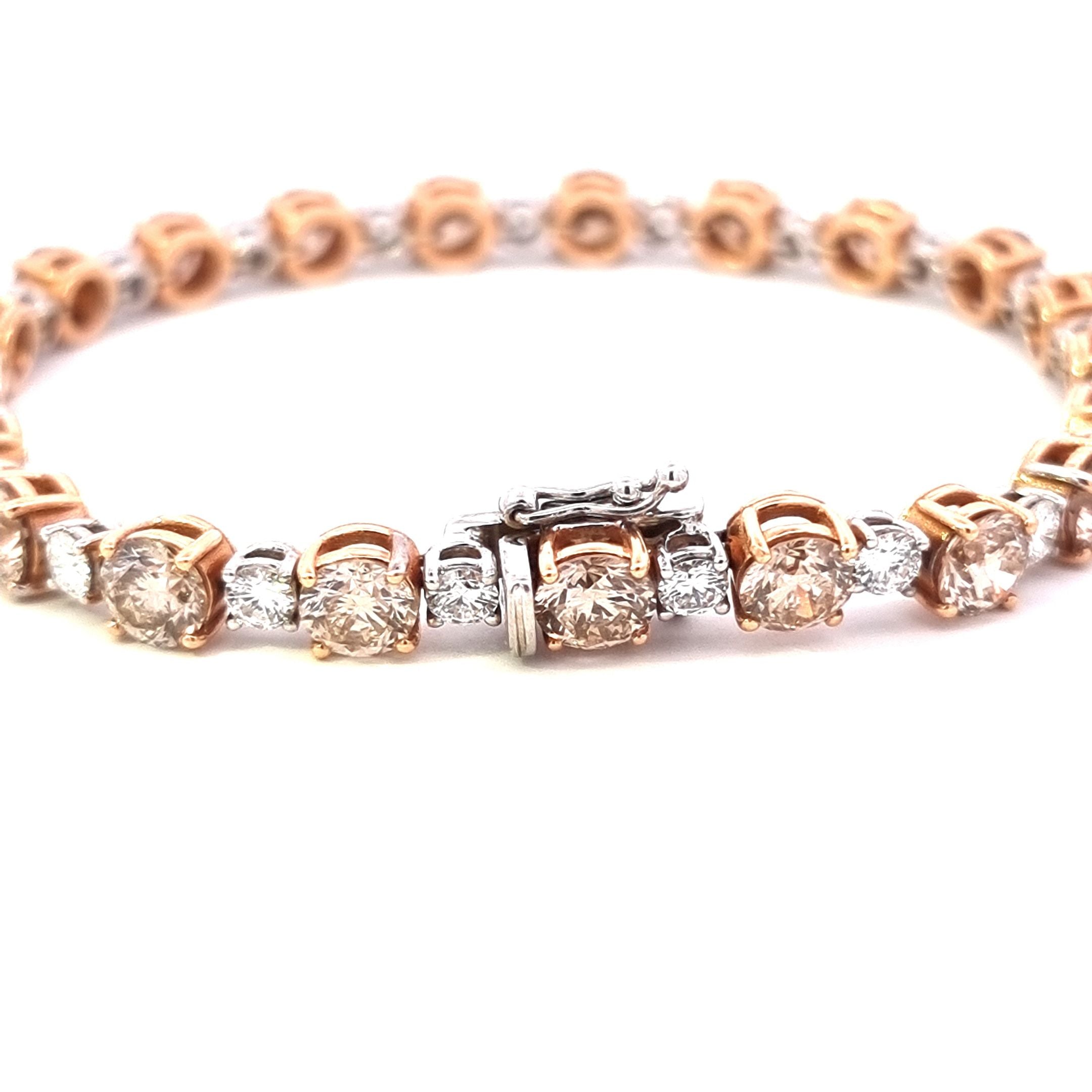 15.76ct Fancy Diamond Line Bracelet in 18ct Gold