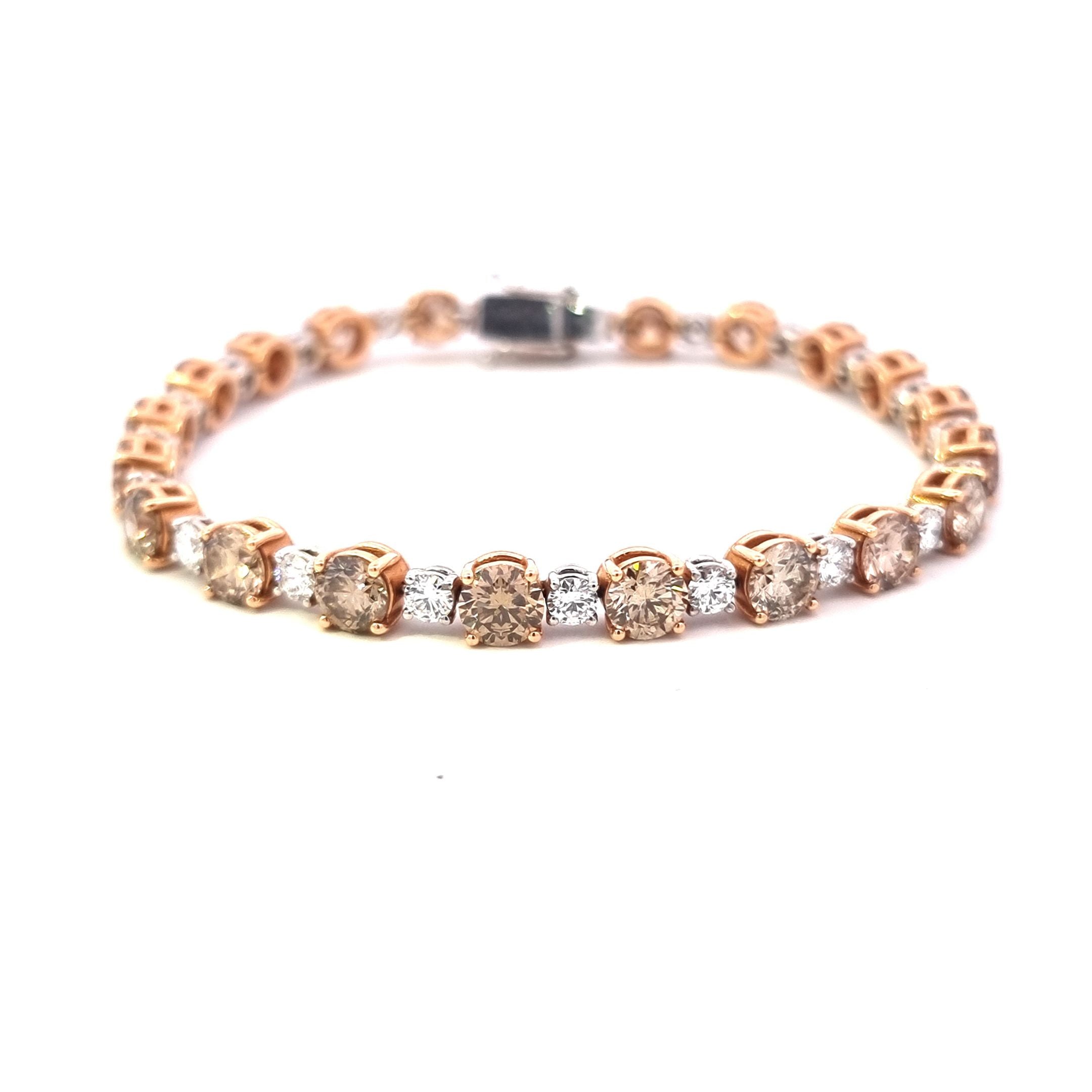 15.76ct Fancy Diamond Line Bracelet in 18ct Gold