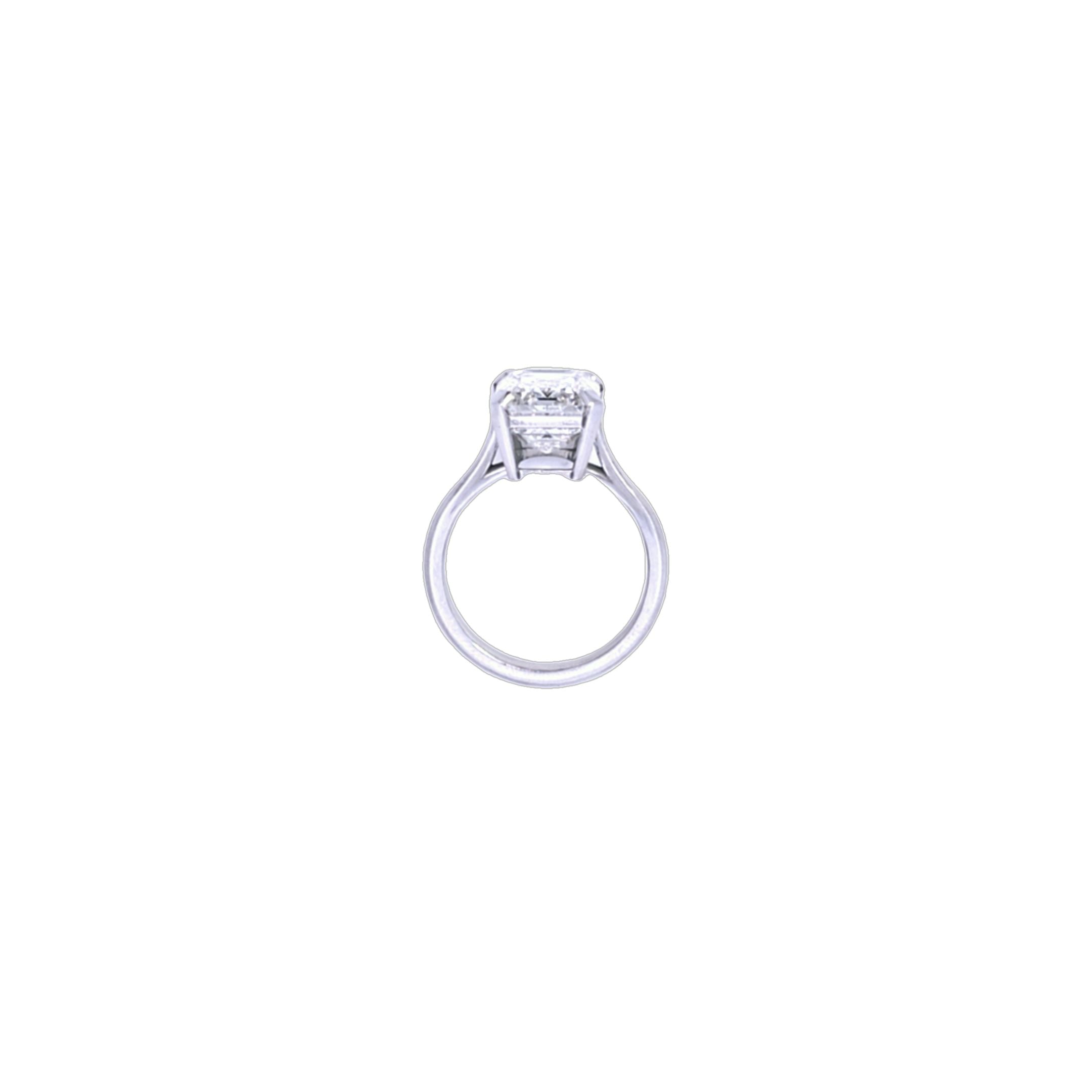 IGI 7.02ct F/VS1 LAB Diamond Emerald Cut Solitaire Set In Platinum